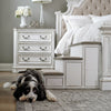 Magnolia Manor Pet Steps in Antique White