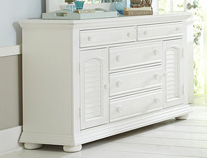 Liberty Furniture Summer House 5 Drawer Dresser in Oyster White image