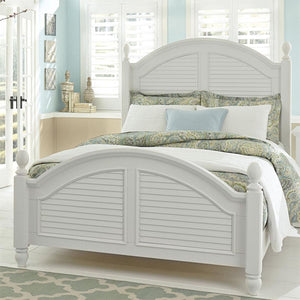 Liberty Furniture Summer House Queen Poster Bed in Oyster White image